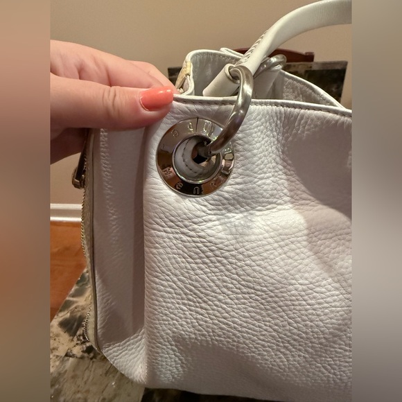 Henri Bendel White Shoulder Bag - Picture 8 of 15